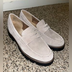 House of Harlow loafers